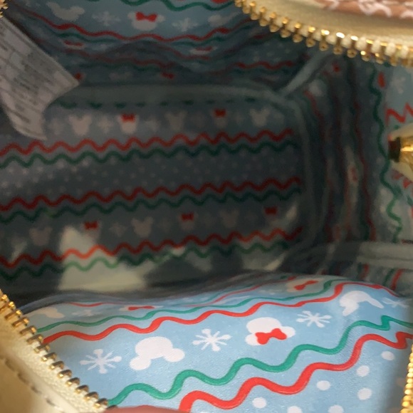 💚♥️Christmas Mickey Mouse backpack♥️💚🎄 - Picture 9 of 9